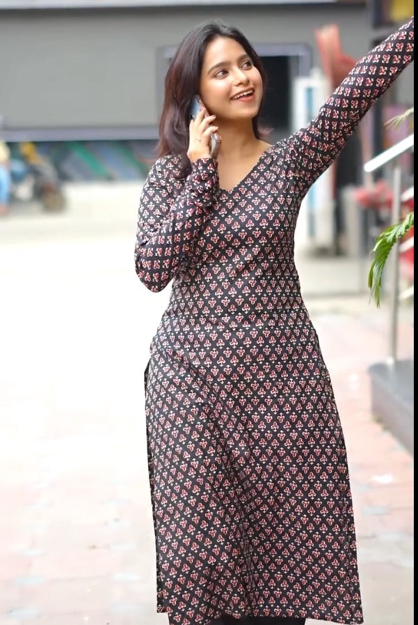 Foram Cotton Printed Kurta And Pant For Women