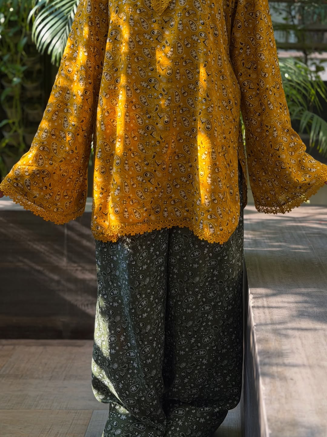 Aahira Colour-full Floral Print Farshi Salwar set.