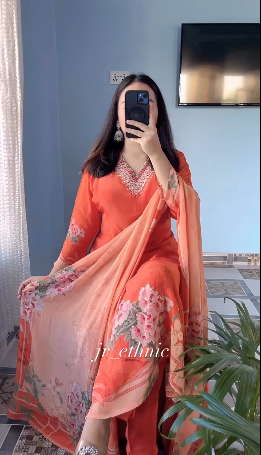 Zeel floral print chinon Suit Set For Women
